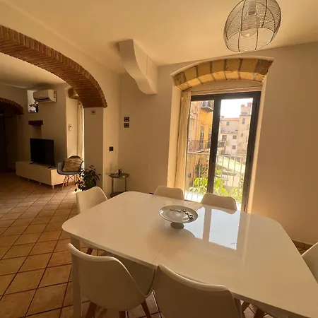 Charming Apartment Monreale